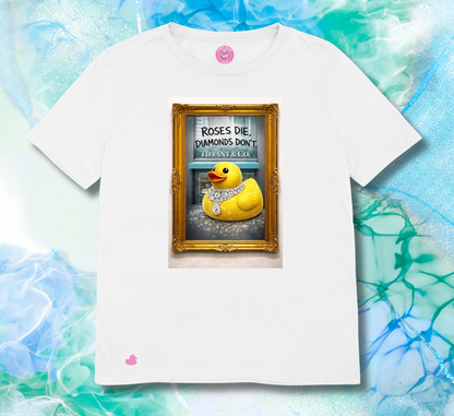 maglietta in cotone divertente e bellissima, comoda e colorata. Idea regalo fashion. Papera di gomma con gioielli peziosi